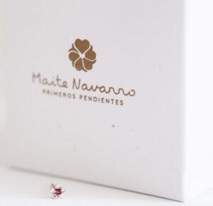 Modelos – Maite Navarro / Pendientes de primera puesta para bebé